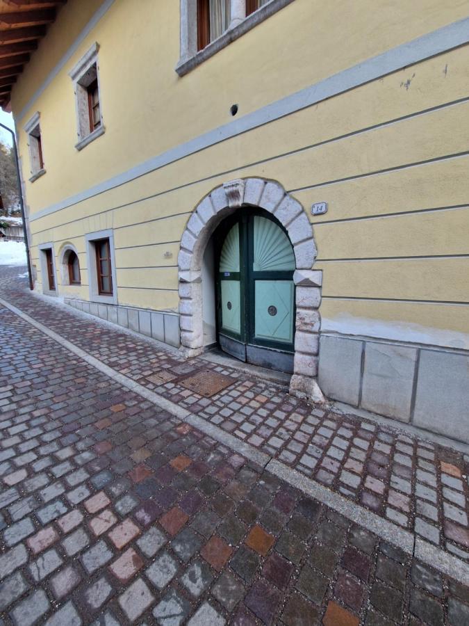 Hotel Raibl E Appartamenti Tarvisio Bagian luar foto