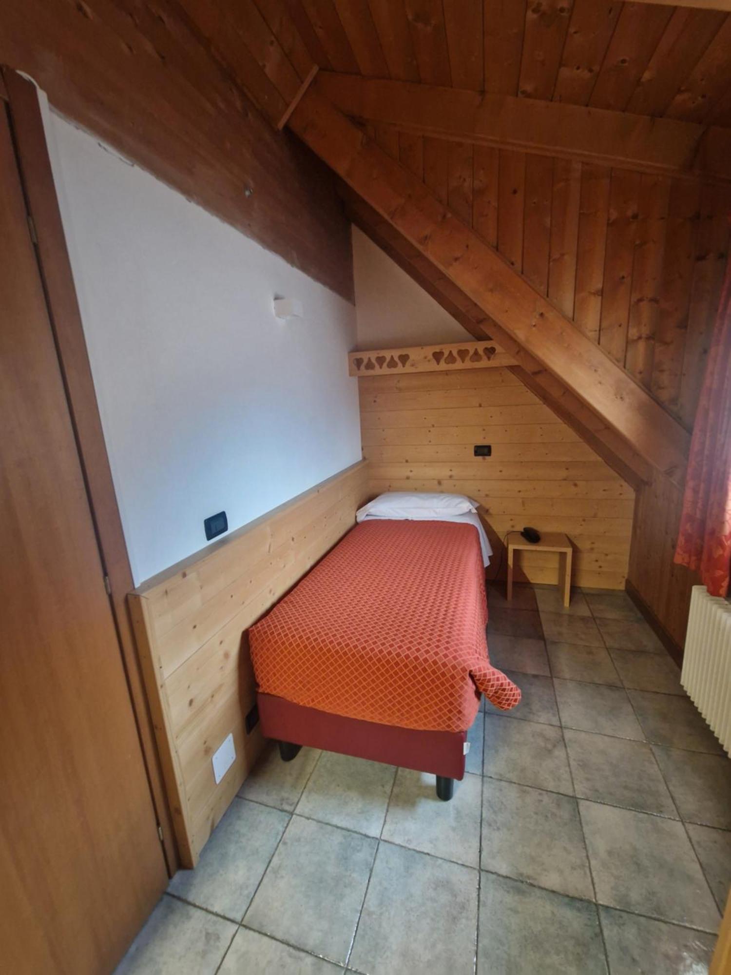 Hotel Raibl E Appartamenti Tarvisio Bagian luar foto
