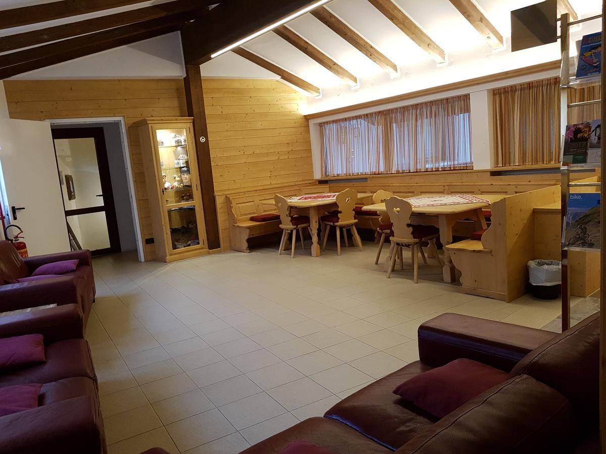 Hotel Raibl E Appartamenti Tarvisio Bagian luar foto
